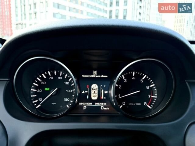 Белый Ленд Ровер Discovery Sport, объемом двигателя 2 л и пробегом 99 тыс. км за 18500 $, фото 38 на Automoto.ua