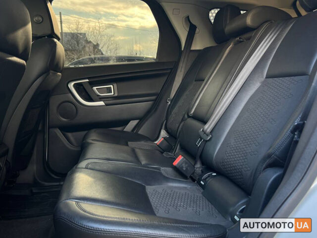 Білий Ленд Ровер Discovery Sport, об'ємом двигуна 2 л та пробігом 102 тис. км за 23300 $, фото 18 на Automoto.ua