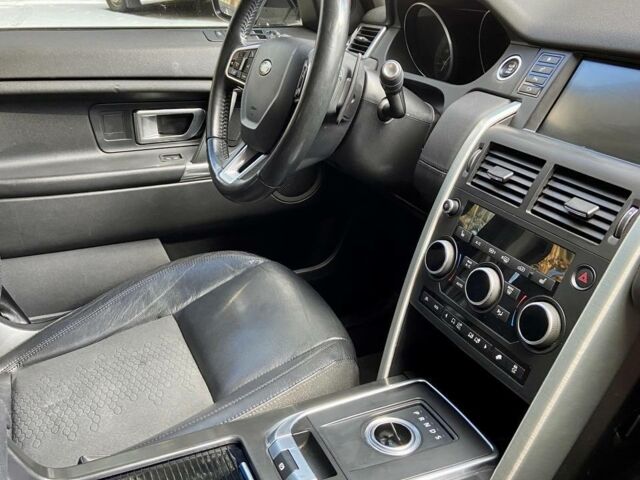 Белый Ленд Ровер Discovery Sport, объемом двигателя 2 л и пробегом 180 тыс. км за 19000 $, фото 17 на Automoto.ua