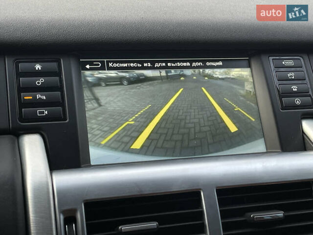 Білий Ленд Ровер Discovery Sport, об'ємом двигуна 2.2 л та пробігом 196 тис. км за 21999 $, фото 26 на Automoto.ua