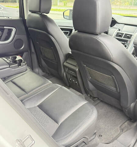 Белый Ленд Ровер Discovery Sport, объемом двигателя 2 л и пробегом 171 тыс. км за 19000 $, фото 16 на Automoto.ua