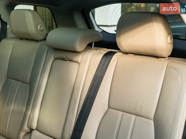 Белый Ленд Ровер Discovery Sport, объемом двигателя 2 л и пробегом 135 тыс. км за 16500 $, фото 24 на Automoto.ua