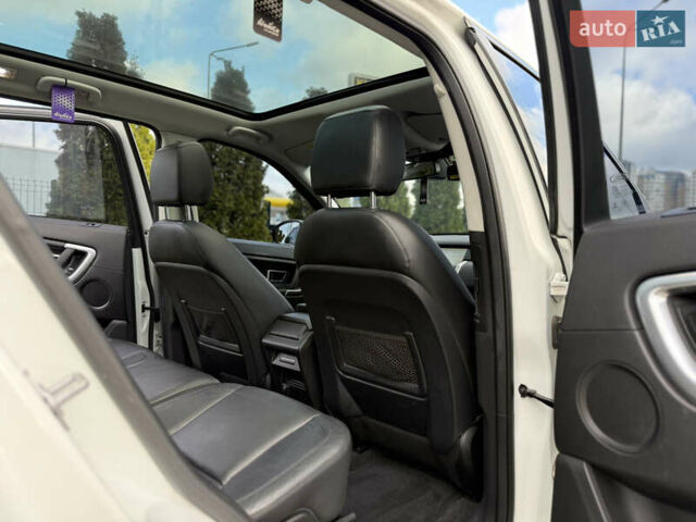 Белый Ленд Ровер Discovery Sport, объемом двигателя 2 л и пробегом 158 тыс. км за 17500 $, фото 55 на Automoto.ua