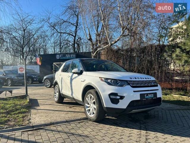 Белый Ленд Ровер Discovery Sport, объемом двигателя 2 л и пробегом 104 тыс. км за 17800 $, фото 2 на Automoto.ua