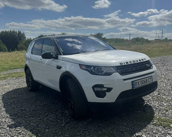 Белый Ленд Ровер Discovery Sport, объемом двигателя 2 л и пробегом 216 тыс. км за 20000 $, фото 1 на Automoto.ua