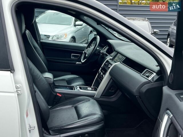 Белый Ленд Ровер Discovery Sport, объемом двигателя 2 л и пробегом 240 тыс. км за 12300 $, фото 25 на Automoto.ua