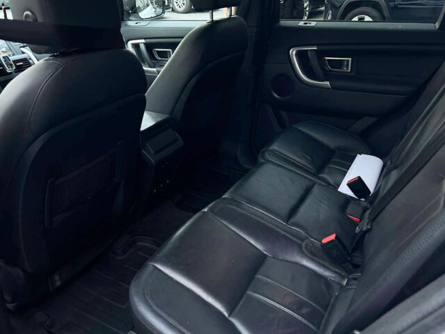 Белый Ленд Ровер Discovery Sport, объемом двигателя 2 л и пробегом 210 тыс. км за 17000 $, фото 14 на Automoto.ua