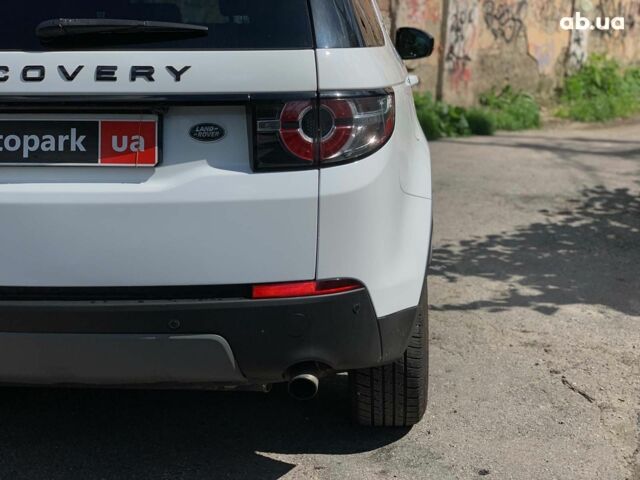 Белый Ленд Ровер Discovery Sport, объемом двигателя 2 л и пробегом 145 тыс. км за 18990 $, фото 10 на Automoto.ua