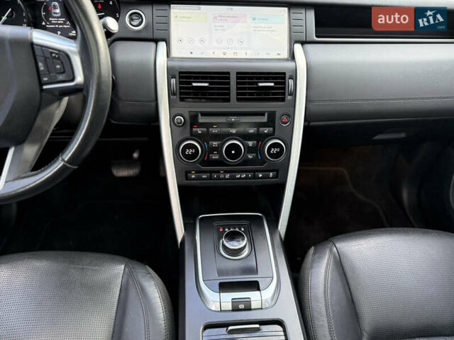 Белый Ленд Ровер Discovery Sport, объемом двигателя 2 л и пробегом 158 тыс. км за 17500 $, фото 38 на Automoto.ua