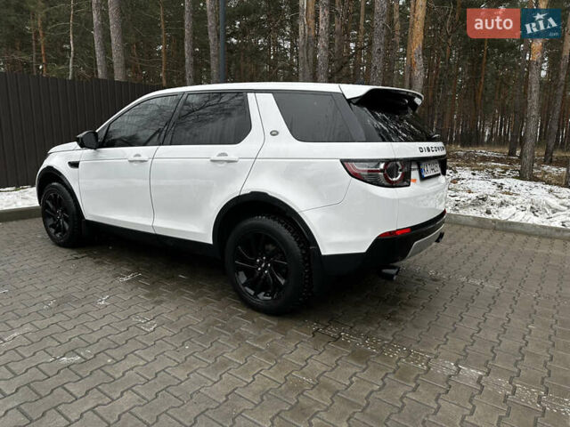 Белый Ленд Ровер Discovery Sport, объемом двигателя 2 л и пробегом 98 тыс. км за 30000 $, фото 2 на Automoto.ua