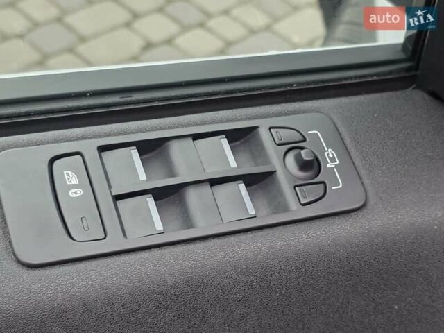 Білий Ленд Ровер Discovery Sport, об'ємом двигуна 2.2 л та пробігом 165 тис. км за 21950 $, фото 84 на Automoto.ua