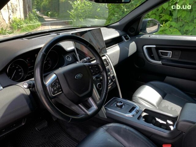 Белый Ленд Ровер Discovery Sport, объемом двигателя 2 л и пробегом 145 тыс. км за 18990 $, фото 30 на Automoto.ua