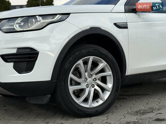 Белый Ленд Ровер Discovery Sport, объемом двигателя 2 л и пробегом 158 тыс. км за 17500 $, фото 3 на Automoto.ua