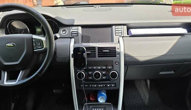 Ленд Ровер Discovery Sport 2016 в Киеве на Automoto.ua Белый Ленд Ровер Discovery Sport, объемом двигателя 2.18 л и пробегом 180 тыс. км за 21000 $, фото 4 на Automoto.ua