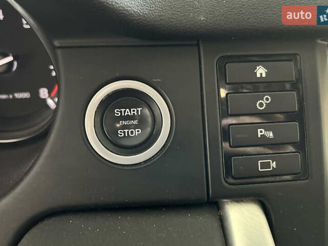 Белый Ленд Ровер Discovery Sport, объемом двигателя 2 л и пробегом 167 тыс. км за 19700 $, фото 23 на Automoto.ua