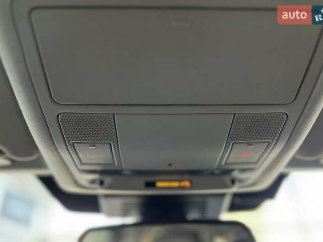 Белый Ленд Ровер Discovery Sport, объемом двигателя 2 л и пробегом 167 тыс. км за 19700 $, фото 18 на Automoto.ua