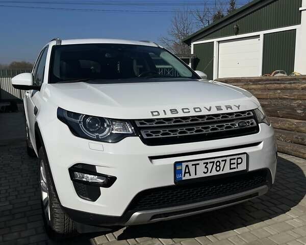 Белый Ленд Ровер Discovery Sport, объемом двигателя 2 л и пробегом 181 тыс. км за 27528 $, фото 16 на Automoto.ua