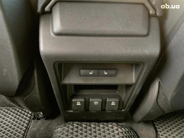 Белый Ленд Ровер Discovery Sport, объемом двигателя 2 л и пробегом 145 тыс. км за 18990 $, фото 32 на Automoto.ua