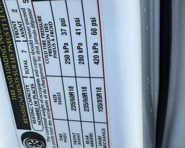 Білий Ленд Ровер Discovery Sport, об'ємом двигуна 2 л та пробігом 122 тис. км за 17500 $, фото 74 на Automoto.ua