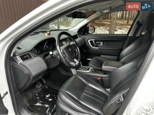 Белый Ленд Ровер Discovery Sport, объемом двигателя 2 л и пробегом 98 тыс. км за 30000 $, фото 19 на Automoto.ua