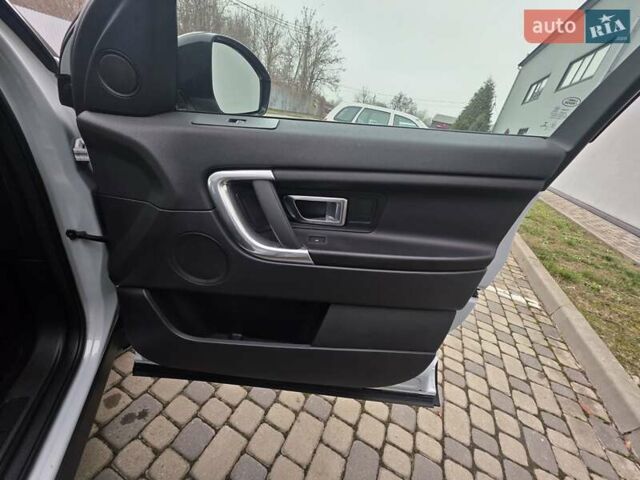 Білий Ленд Ровер Discovery Sport, об'ємом двигуна 2.2 л та пробігом 165 тис. км за 21950 $, фото 57 на Automoto.ua