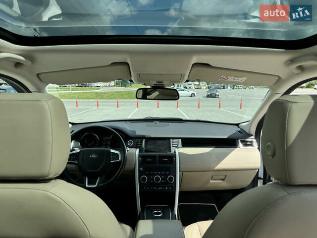 Белый Ленд Ровер Discovery Sport, объемом двигателя 2 л и пробегом 115 тыс. км за 19900 $, фото 10 на Automoto.ua