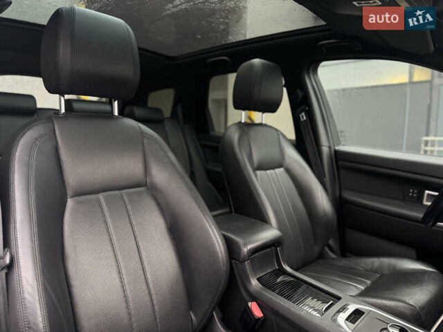 Белый Ленд Ровер Discovery Sport, объемом двигателя 2 л и пробегом 141 тыс. км за 19999 $, фото 32 на Automoto.ua