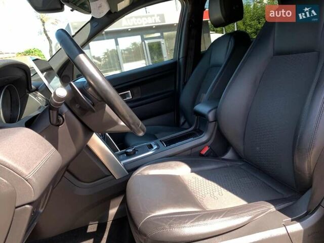 Білий Ленд Ровер Discovery Sport, об'ємом двигуна 2 л та пробігом 145 тис. км за 16990 $, фото 35 на Automoto.ua