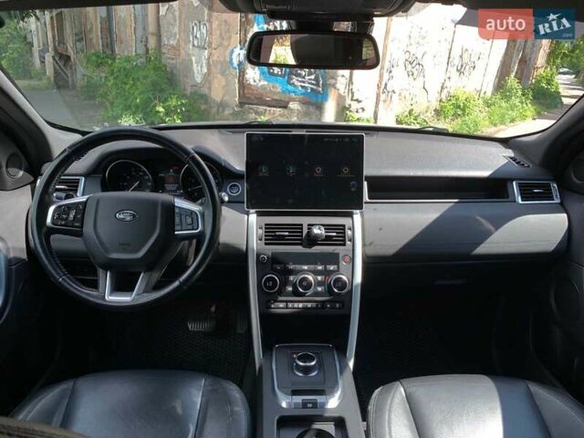 Білий Ленд Ровер Discovery Sport, об'ємом двигуна 2 л та пробігом 145 тис. км за 17790 $, фото 29 на Automoto.ua
