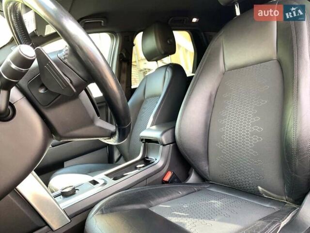 Білий Ленд Ровер Discovery Sport, об'ємом двигуна 2 л та пробігом 145 тис. км за 17790 $, фото 26 на Automoto.ua
