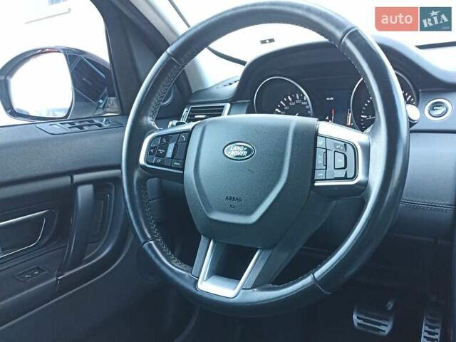 Белый Ленд Ровер Discovery Sport, объемом двигателя 2.18 л и пробегом 250 тыс. км за 15300 $, фото 14 на Automoto.ua