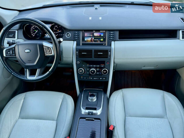 Белый Ленд Ровер Discovery Sport, объемом двигателя 2 л и пробегом 160 тыс. км за 16700 $, фото 9 на Automoto.ua