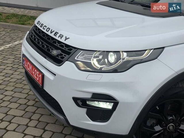 Білий Ленд Ровер Discovery Sport, об'ємом двигуна 2.2 л та пробігом 165 тис. км за 21950 $, фото 27 на Automoto.ua