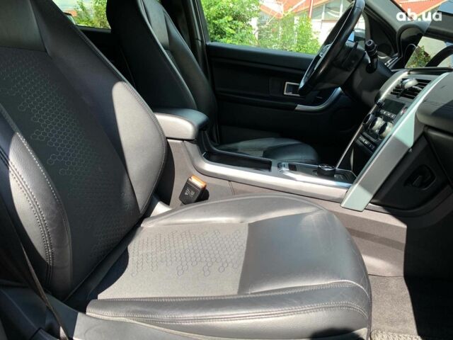 Белый Ленд Ровер Discovery Sport, объемом двигателя 2 л и пробегом 145 тыс. км за 18990 $, фото 27 на Automoto.ua