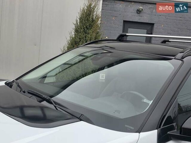 Білий Ленд Ровер Discovery Sport, об'ємом двигуна 2.2 л та пробігом 165 тис. км за 21950 $, фото 38 на Automoto.ua