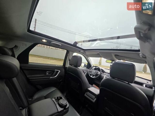 Білий Ленд Ровер Discovery Sport, об'ємом двигуна 2.2 л та пробігом 165 тис. км за 21950 $, фото 67 на Automoto.ua