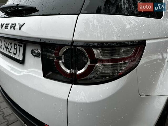 Белый Ленд Ровер Discovery Sport, объемом двигателя 2 л и пробегом 98 тыс. км за 30000 $, фото 39 на Automoto.ua