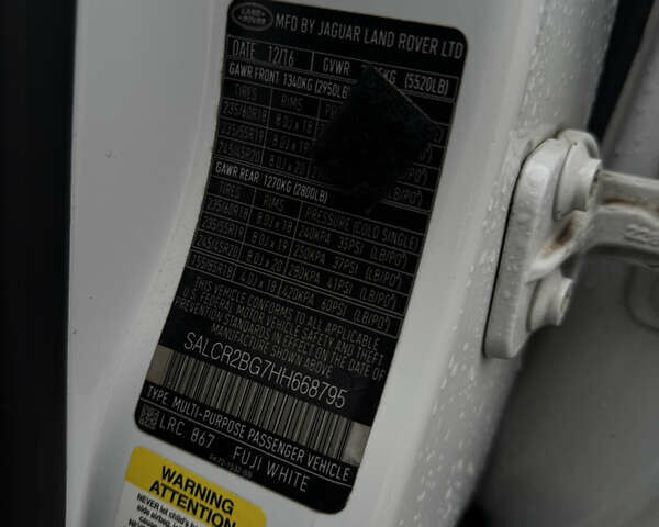 Белый Ленд Ровер Discovery Sport, объемом двигателя 2 л и пробегом 193 тыс. км за 18499 $, фото 23 на Automoto.ua