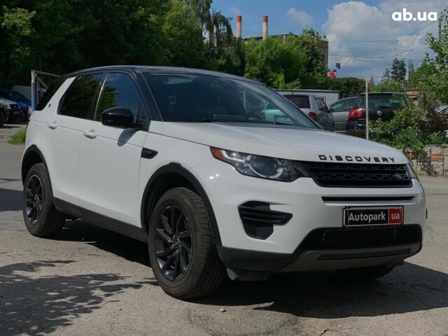 Белый Ленд Ровер Discovery Sport, объемом двигателя 2 л и пробегом 145 тыс. км за 18990 $, фото 2 на Automoto.ua