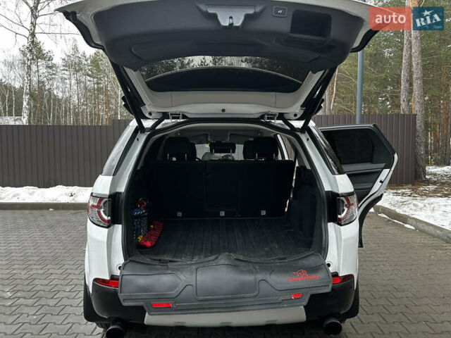 Белый Ленд Ровер Discovery Sport, объемом двигателя 2 л и пробегом 98 тыс. км за 30000 $, фото 34 на Automoto.ua