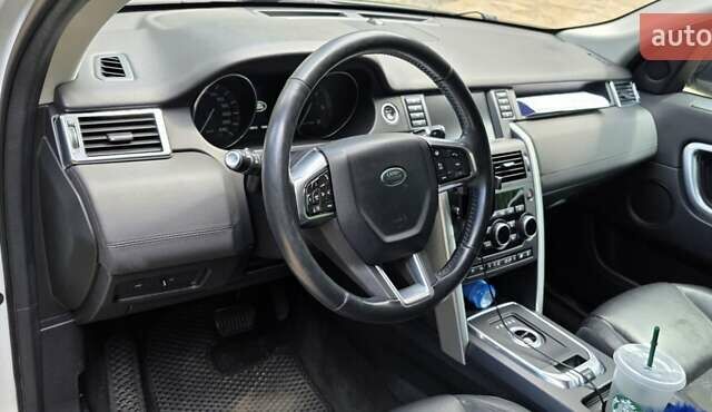 Ленд Ровер Discovery Sport 2016 в Киеве на Automoto.ua Белый Ленд Ровер Discovery Sport, объемом двигателя 2.18 л и пробегом 180 тыс. км за 21000 $, фото 6 на Automoto.ua