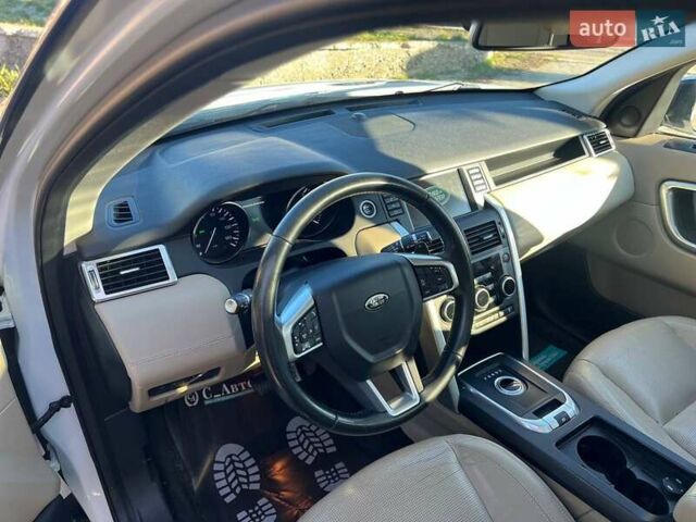 Белый Ленд Ровер Discovery Sport, объемом двигателя 2 л и пробегом 104 тыс. км за 17800 $, фото 27 на Automoto.ua