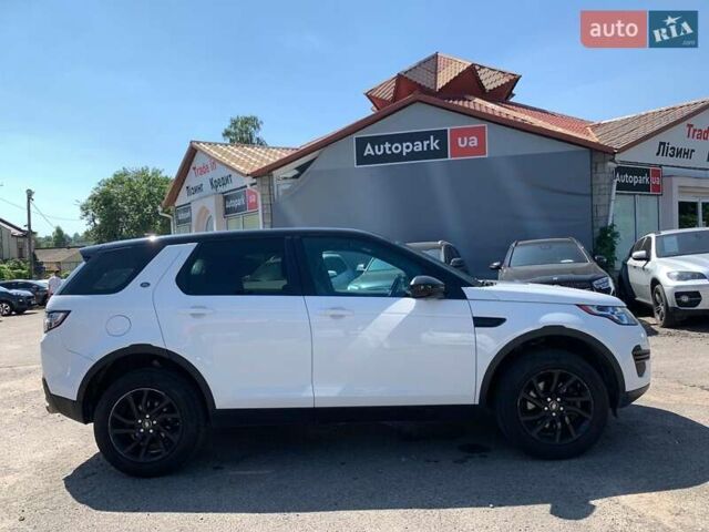 Білий Ленд Ровер Discovery Sport, об'ємом двигуна 2 л та пробігом 145 тис. км за 16990 $, фото 3 на Automoto.ua