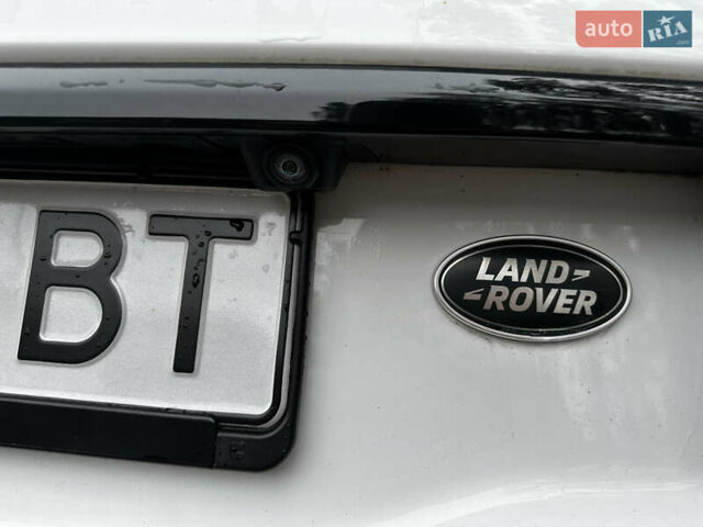 Белый Ленд Ровер Discovery Sport, объемом двигателя 2 л и пробегом 98 тыс. км за 30000 $, фото 38 на Automoto.ua