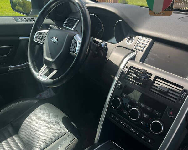 Белый Ленд Ровер Discovery Sport, объемом двигателя 2 л и пробегом 216 тыс. км за 20000 $, фото 11 на Automoto.ua