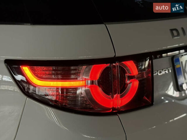 Белый Ленд Ровер Discovery Sport, объемом двигателя 2 л и пробегом 158 тыс. км за 17500 $, фото 80 на Automoto.ua