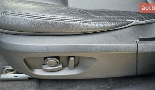 Ленд Ровер Discovery Sport 2016 в Киеве на Automoto.ua Белый Ленд Ровер Discovery Sport, объемом двигателя 2.18 л и пробегом 180 тыс. км за 21000 $, фото 7 на Automoto.ua