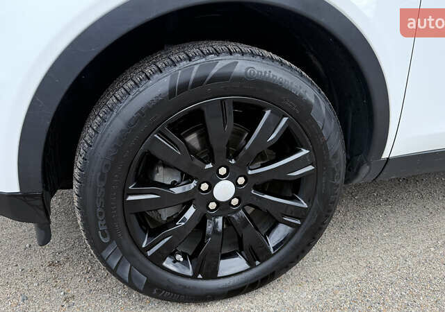 Ленд Ровер Discovery Sport 2016 в Одессе на Automoto.ua Белый Ленд Ровер Discovery Sport, объемом двигателя 2 л и пробегом 103 тыс. км за 24800 $, фото 8 на Automoto.ua