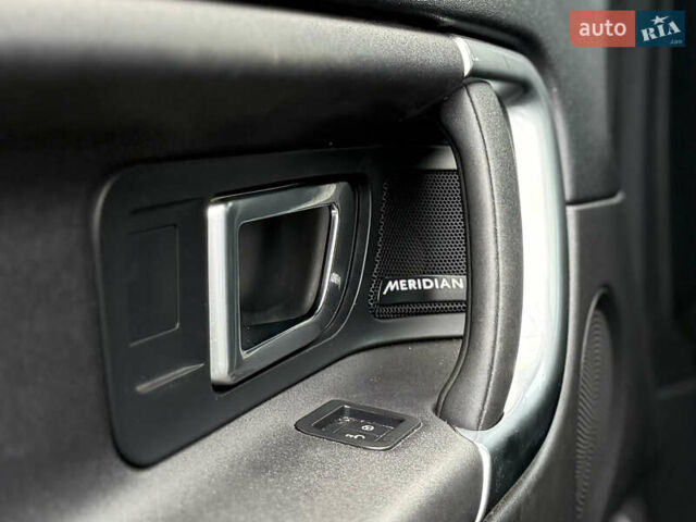 Белый Ленд Ровер Discovery Sport, объемом двигателя 2 л и пробегом 158 тыс. км за 17500 $, фото 56 на Automoto.ua