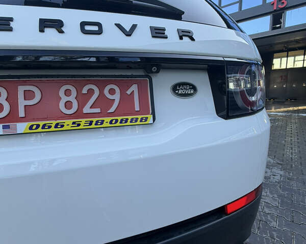 Білий Ленд Ровер Discovery Sport, об'ємом двигуна 2 л та пробігом 122 тис. км за 17500 $, фото 9 на Automoto.ua